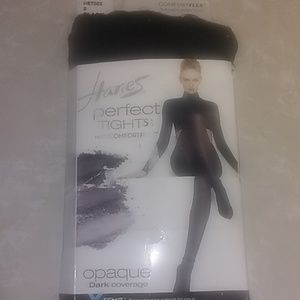 Hanes perfect opaque tights black comfort flex. SM